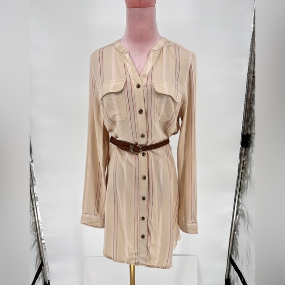 EUC SO Button Down Utility Dress - Picture 3 of 11